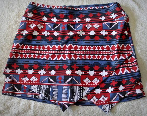 Short Assimétrico Étnico 1